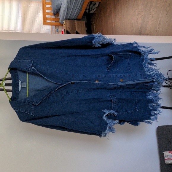 Jackets & Blazers - Vintage shredded denim